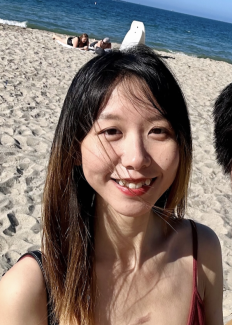 Yijie (Coco) Fang headshot