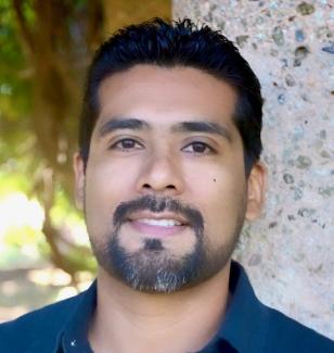 Victor Rios headshot